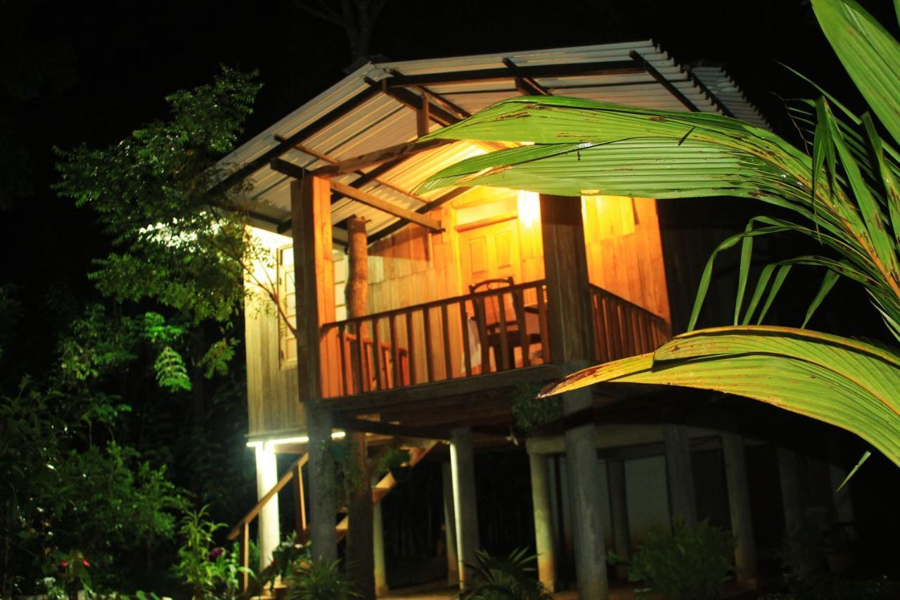 Ruk Sewana Villa Tree House สิกิริยา ภายนอก รูปภาพ
